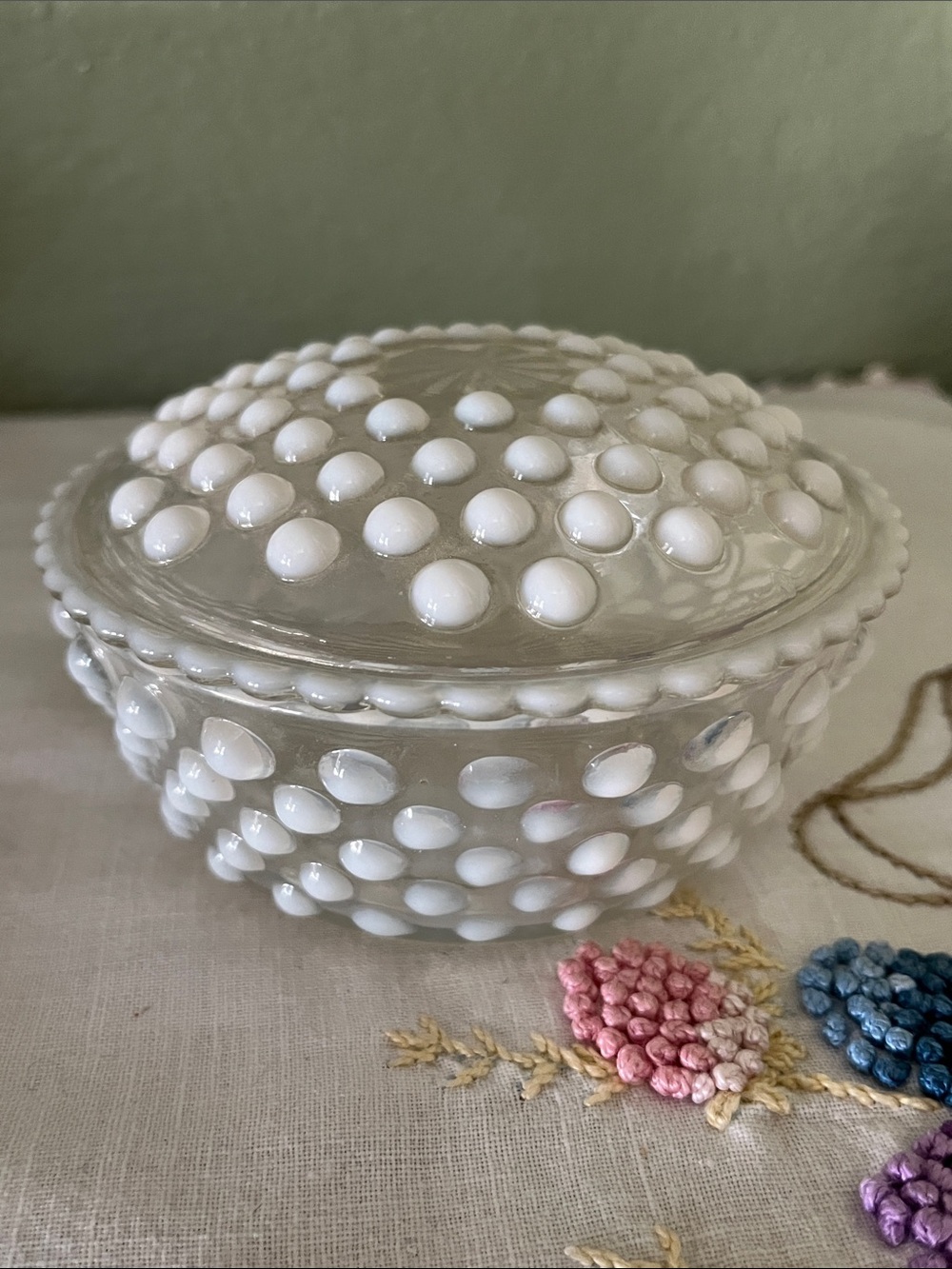 Vintage Round Powder Puff Hobnail Opalescent Glass Covered Dish